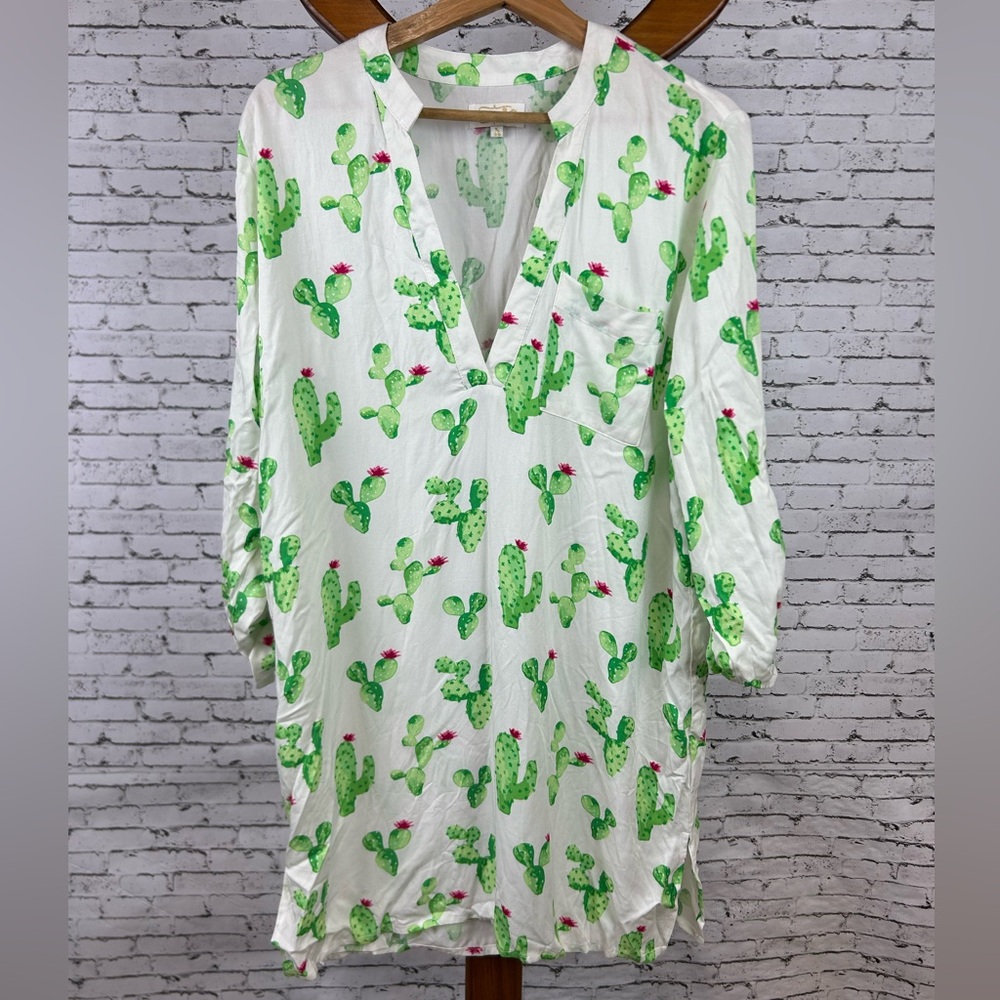 Mud Pie | White and Green Cactus Print Top Lightweight Rayon Tunic size S (4-6)